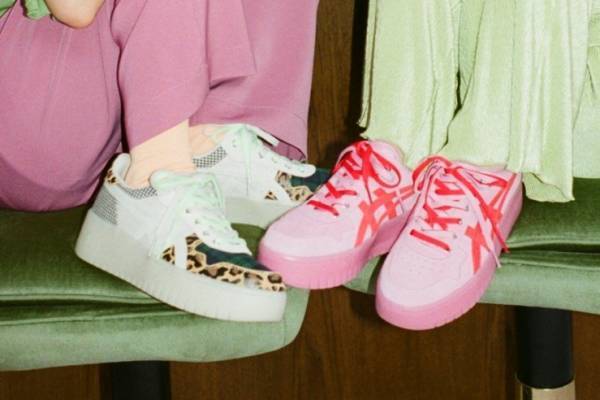 ジュエティからピンクや豹×チェック柄スニーカー - アシックス、アトモスピンクとのコラボで