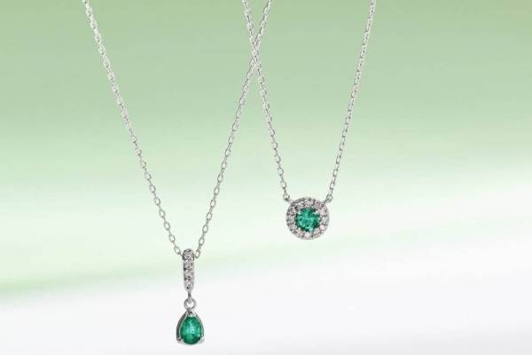 4℃誕生石ジュエリーから“神秘的グリーン”「エメラルド」の新作ネックレスやブレスレット