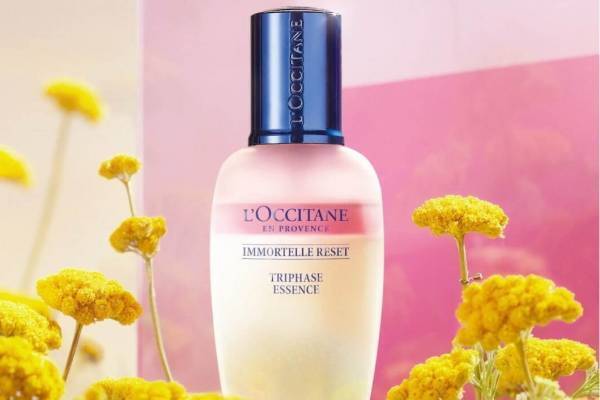 ロクシタン21年夏の“3層”美容水、シュッとひと吹きでくすみ知らずのハリツヤ肌に