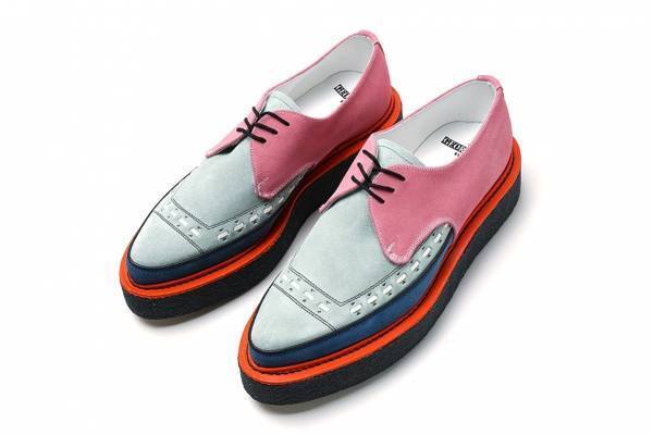 ファセッタズム×ジョージコックスのシューズ“マルチカラー”のスエードアッパー、ロー＆ハイの2型で
