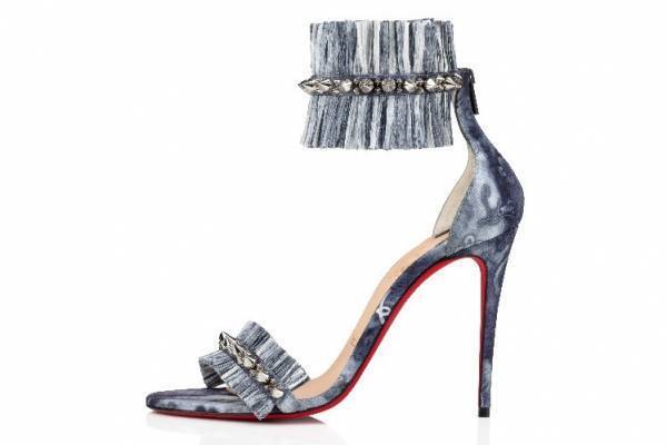 クリスチャン ルブタン21年春夏の新作、“パンク”着想のラフィア付きヒールサンダル＆かごバッグなど