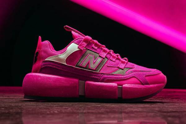 ニューバランス×ジェイデン・スミスのスニーカー「ビジョンレーサー」に新色ピンク