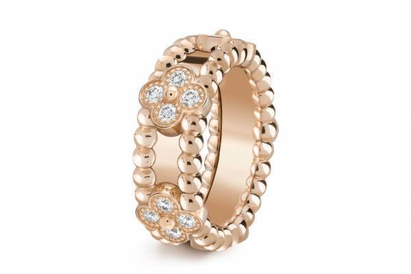 ヴァン クリーフ＆アーペル「ペルレ」新作、クローバー モチーフ輝くジュエリー