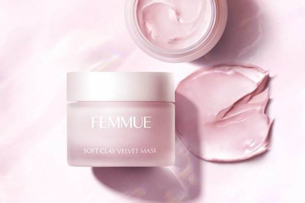 ファミュ21年夏“ふんわり”質感クレイマスク、毛穴の奥まですっきりオフ＆きゅっと引き締め
