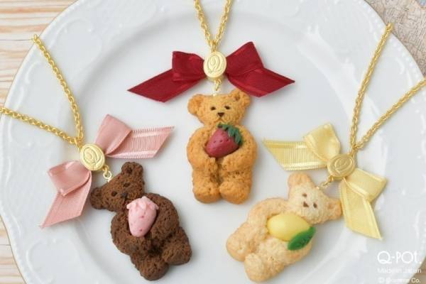 Q-pot.「テディベア クッキー」ネックレス、こんがり焼きたて“お尻”クッキーピアスも