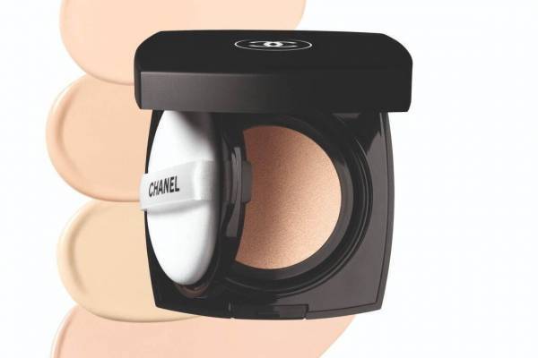 シャネル初“ウォータープルーフ”クッション ファンデ＆うるおい続く高カバー新コンシーラー