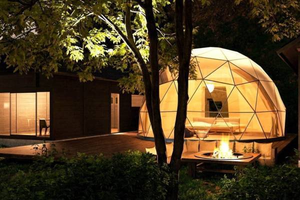 イルカに出会える島”天草”に新グランピング施設「シークルーズグランピング熊本天草」クルージング体験も