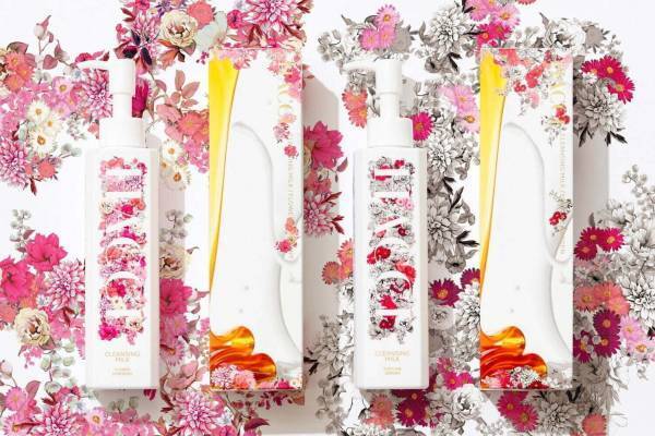 HACCI21年夏の限定はちみつクレンジングミルク、美容液のように“とろける”洗い心地