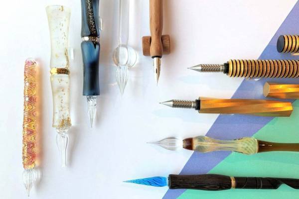 「煌めきのペンフェア」“月の光”イメージのガラスペンやドリル形状金属インクペンが銀座 蔦屋書店に