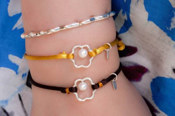 京都発ジュエリー・カオル「ミモザの花」モチーフのパールブレスレット＆イヤーカフ限定復刻