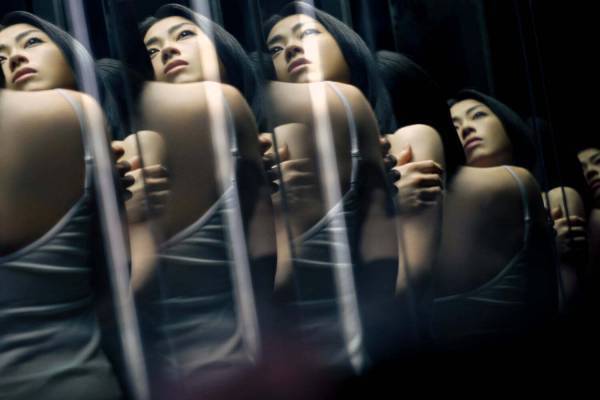 宇多田ヒカルの新曲『PINK BLOOD』の世界観が楽しめるイベント、銀座ソニーパークで