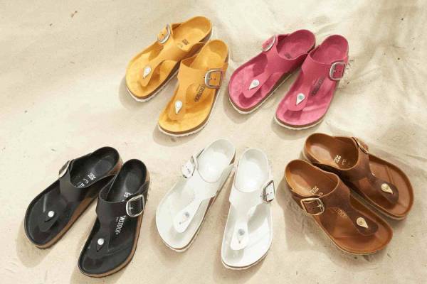 ビルケンシュトック“ビッグバックル”の新作トングサンダル「ギゼ」“べっ甲風”プリントバックルも