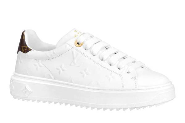 ルイ・ヴィトン新作“白スニーカー”立体モノグラム・パターンのアッパーや厚底ソールなど