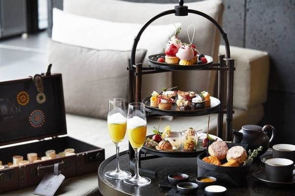 アマン東京“夏祭り”テーマのアフタヌーンティー、水風船や神輿を模ったプチスイーツ