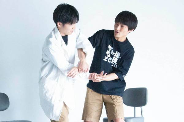 ズッカ×ジャルジャル、学ラン風ジャケットや白衣風ショップコートなど限定コラボコレクション限定発売