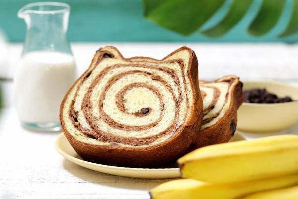 高級食パン専門店「ねこねこ食パン」トロピカルな“チョコバナナ”フレーバー、7月限定で