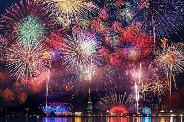 “船上から花火を眺める”ディナークルージング、長崎・ハウステンボスに「マリエラ」就航