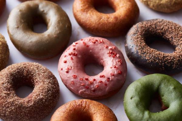 コエ ドーナツ“サクもち”食感の新作ドーナツ - チョコや抹茶、苺など7つの味で