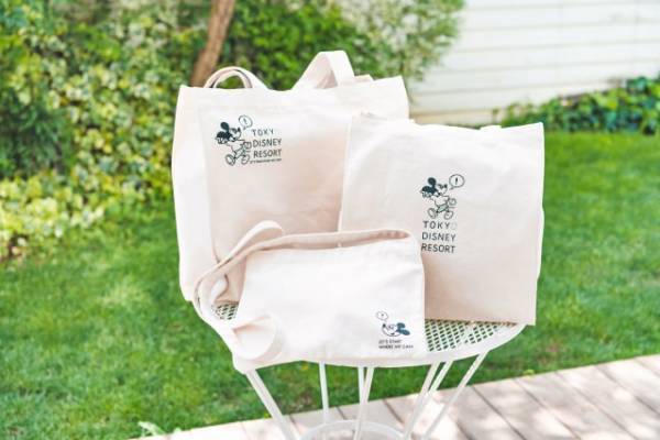 東京ディズニーランド＆東京ディズニーシー“レトロなミッキーマウス”が主役のTシャツやトートバッグ