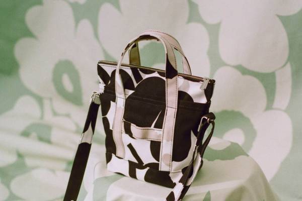 マリメッコ“ウニッコ柄”パッチワーク風ショルダーバッグやバックパック、アーカイブ生地を使用