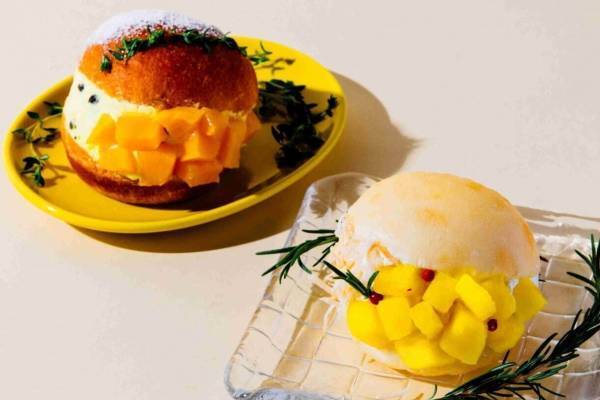 「夏のマリトッツォ」ごろごろマンゴー＆パインにたっぷり生クリーム、ジージーコー都内4店舗で