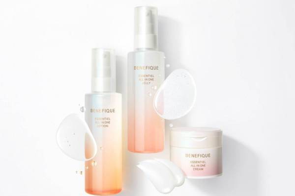 「ベネフィーク エッセンシャル」お手頃価格の新ライン、簡単3ステップでスキンケア～ベースメイクまで