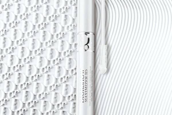 ディオール21年秋コスメ、トリートメントになる新美容液 マスカラ ベース＆“三角芯”のアイブロウ