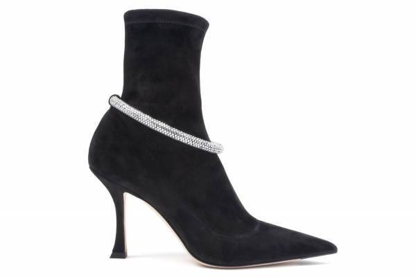 ジミー チュウ21年秋冬ウィメンズシューズ、クリスタルを配したブーツや半透明メッシュパンプス