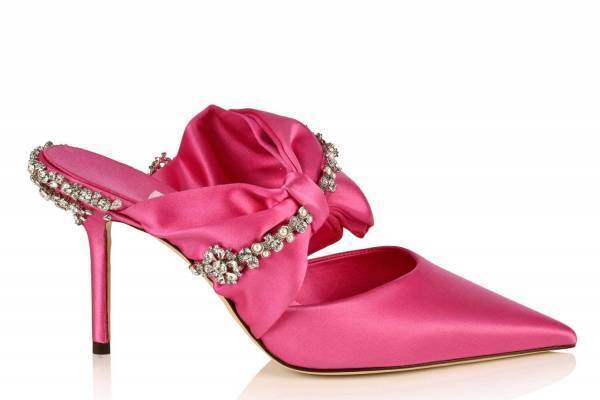 ジミー チュウ“花を纏う”サンダルや“ジュエリーのような”パンプス、公募スケッチから夢の靴を実現