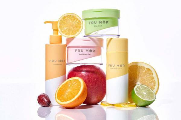 “フルーツ生まれ”の新スキンケアブランド「フルモア(FRU MOR)」塗って寝るだけナイトジェルなど