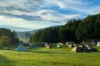 北海道・ルスツリゾート“手ぶらキャンプ”OKの新施設「ルスツ山はともだちキャンプ場」無料で温泉も