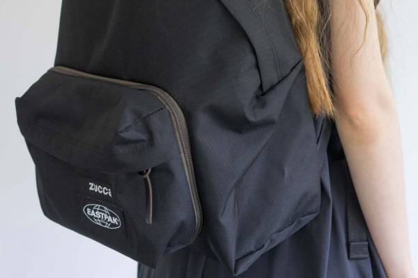 ズッカ×イーストパックの新作バックパック、ウエストバッグにもなる取り外しポケット