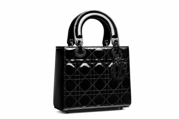 ディオール“漆黒”仕上げのウィメンズバッグ、「レディ ディオール」や「ディオール カロ」など