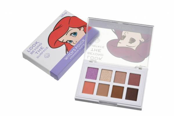 「ディズニープリンセス」の8色アイシャドウパレットや透け感リップティント、ディズニーストア限定で