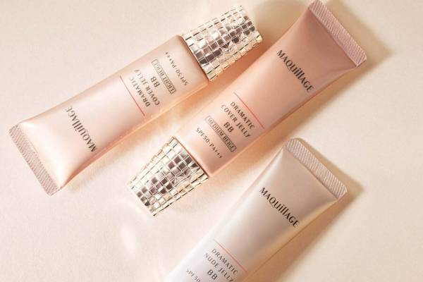 マキアージュ日中用美容液「ドラマティック カバージェリー BB」に新カバータイプ