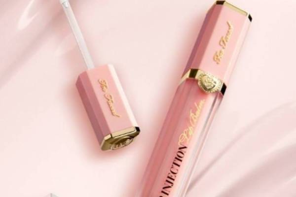 トゥー フェイスド21年秋コスメ、“ふっくらツヤ肌”演出の下地や高保湿リップバーム