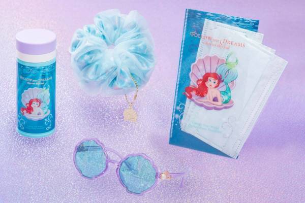 東京ディズニーリゾートの新作アリエルグッズ、貝殻型バッグや“アリエル”イメージカチューシャ