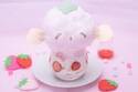 サンリオ「こぎみゅん初恋カフェ」渋谷にオープン、“甘酸っぱい初恋”イメージのふわふわ綿あめ苺パフェ