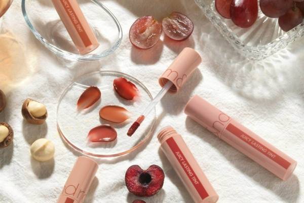 ロムアンド「ジューシーラスティングティント」“果汁シロップ”風ティントリップに新色サクランボカラー