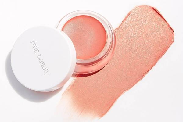 アールエムエス ビューティー“透明感コーラルピンク”の「リップチーク」が定番色に