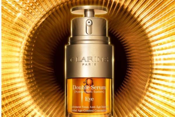 クラランス目元専用美容液「ダブル セーラム アイ」誕生、“ふっくら”弾力のある若々しい目元へ
