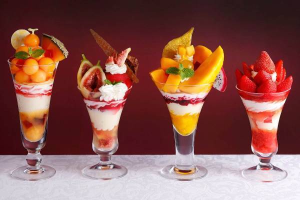 資生堂パーラー 銀座本店の夏限定パフェ第2弾、和歌山・紀の川市産“無花果”や“富良野メロン”のパフェ