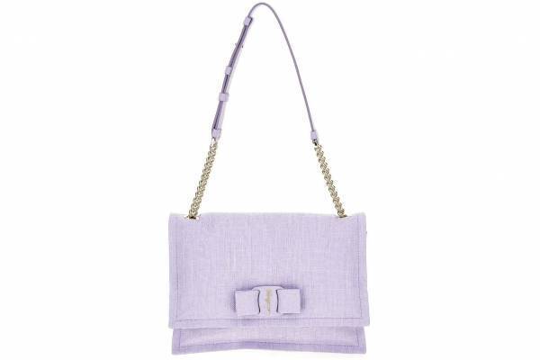 サルヴァトーレ フェラガモ“大きめリボン”バッグ「ヴィヴァ ボウ」＆人気パンプス「ヴィヴァ」の新色