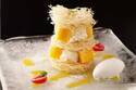 ル カフェ ドゥ ジョエル・ロブションの夏限定“天使の髪”ミルフィーユ、濃厚マンゴーをトッピング