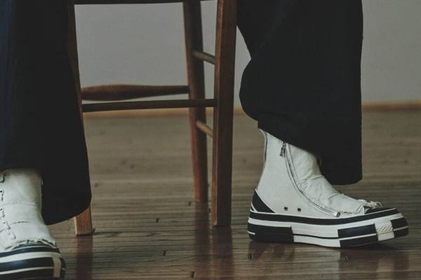 Y's「Xヴェセル」ハイカットスニーカー、“再構築”ソール＆変形可能な2WAYアッパー