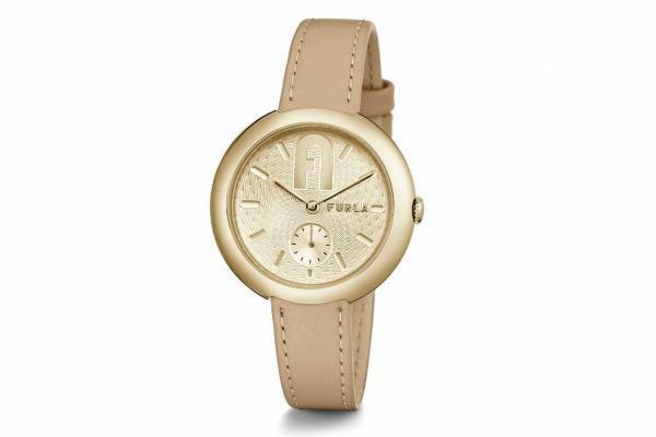 フルラ“ふっくらドーム”型腕時計、ゴール×ベージュの新作 - スモールセコンドを配して