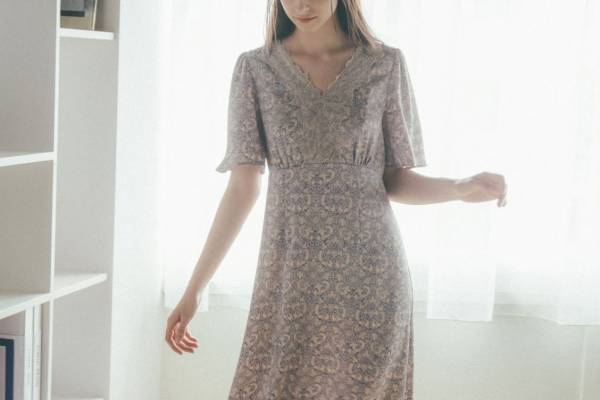 スナイデル ホームから「ウィリアム・モリス」“花やフルーツ”柄ルームウェア＆ポーチ