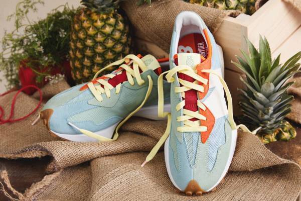 ニューバランス「MS327」ザクロやパイナップルをイメージした鮮やかな新作、トッドスナイダーとコラボ