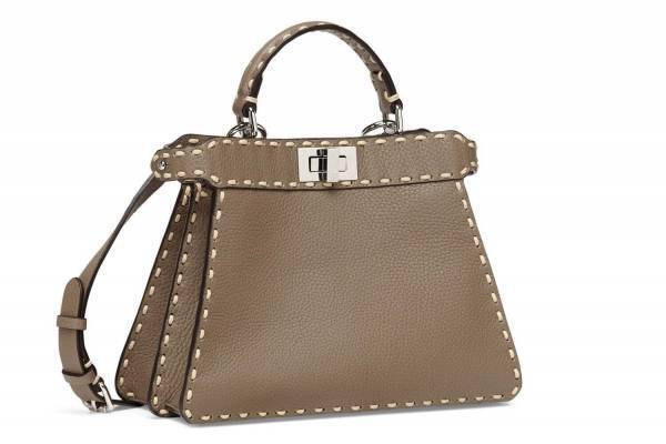 フェンディの人気バッグ「ピーカブー」内ポケットが取り外せる“アイシーユー”に新作