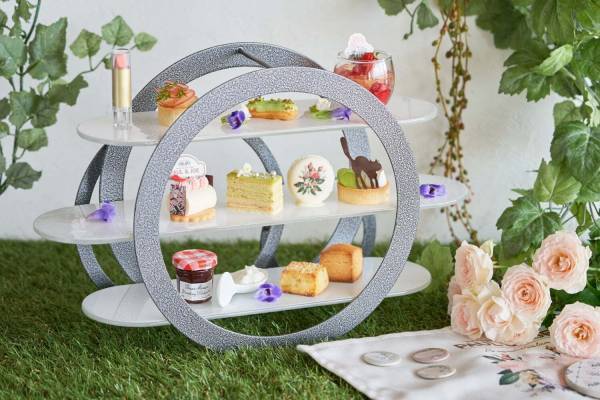 ポール & ジョーのコラボカフェがヒルトン東京お台場に、猫や花モチーフのアフタヌーンティー